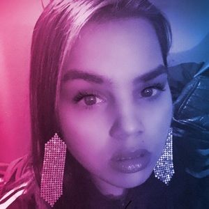 Meet your Posher, Shayla